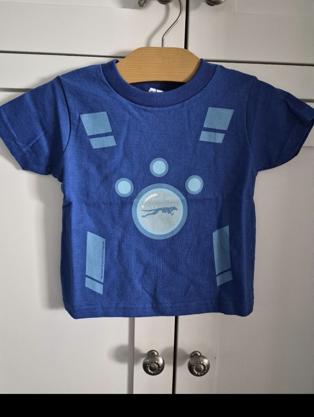 NWOT Boys Wild Kratts Blue T-Shirt with logo on back. Size 2